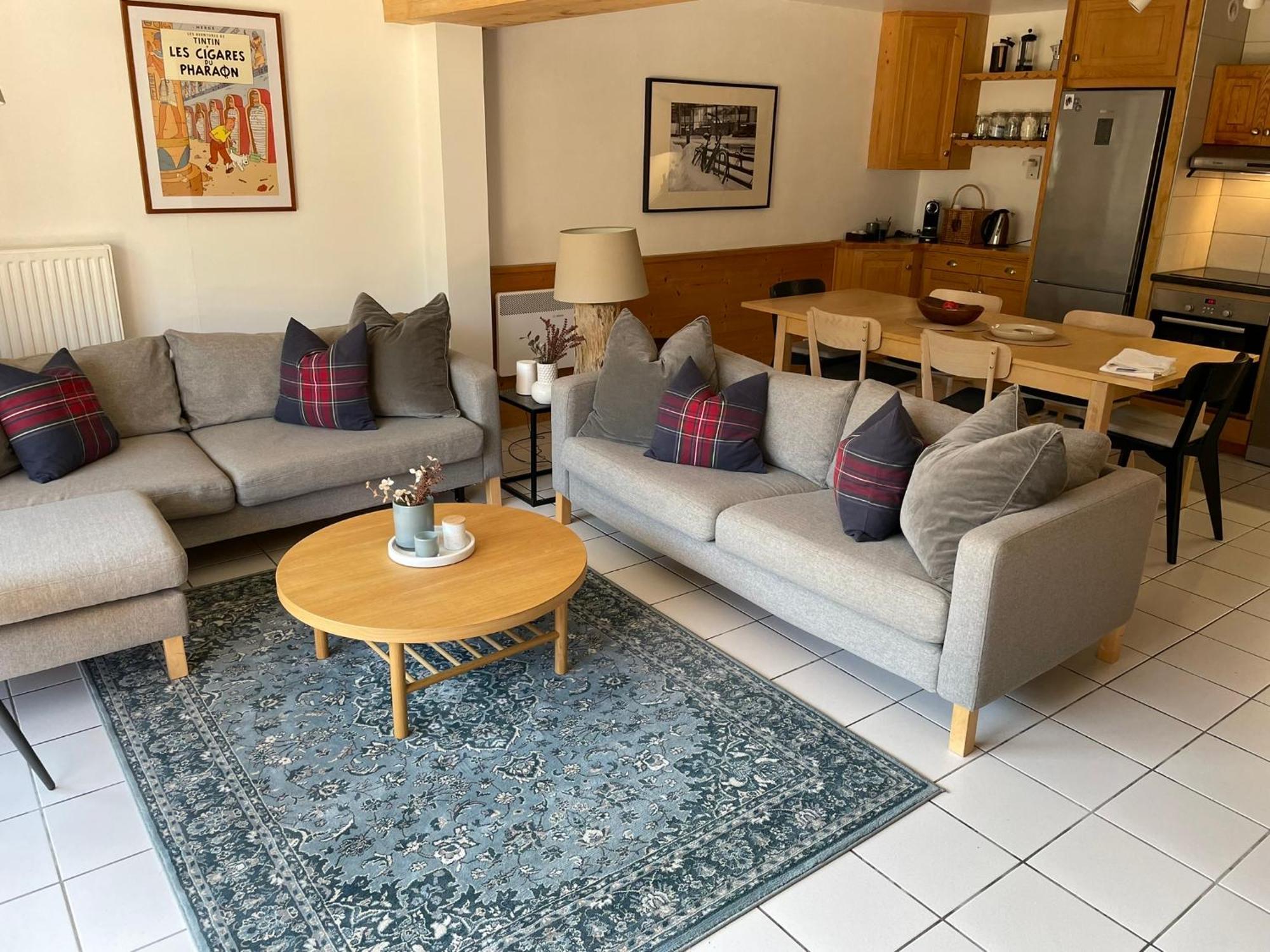 Central Morzine, Spacious 2 Bedroom Family Apartment ภายนอก รูปภาพ